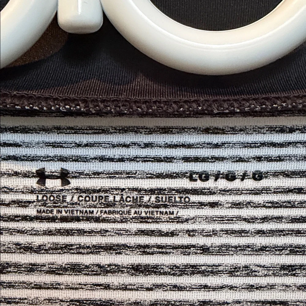 UA Under Armour sz L black white stripe l/s top collar detail - 2 ways to wear - Picture 2 of 8